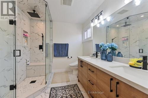 54 Bauer Crescent, Markham, ON - Indoor Photo Showing Bathroom