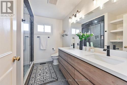 54 Bauer Crescent, Markham, ON - Indoor Photo Showing Bathroom