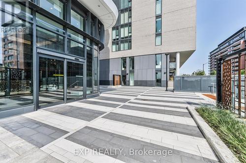 1006 - 120 Eagle Rock Way, Vaughan, ON - Outdoor