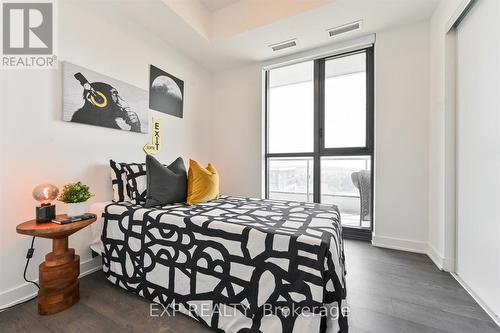 1006 - 120 Eagle Rock Way, Vaughan, ON - Indoor Photo Showing Bedroom