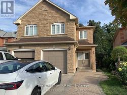 615 SUMMER PARK CRESCENT Mississauga, ON L5B 4E8