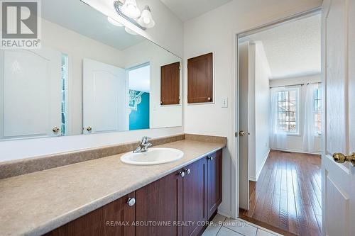 3228 Tacc Drive, Mississauga, ON - Indoor Photo Showing Bathroom