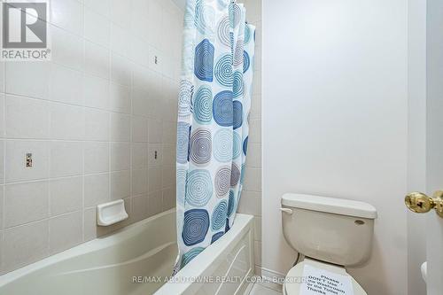 3228 Tacc Drive, Mississauga, ON - Indoor Photo Showing Bathroom