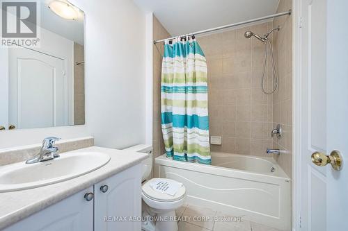 3228 Tacc Drive, Mississauga, ON - Indoor Photo Showing Bathroom
