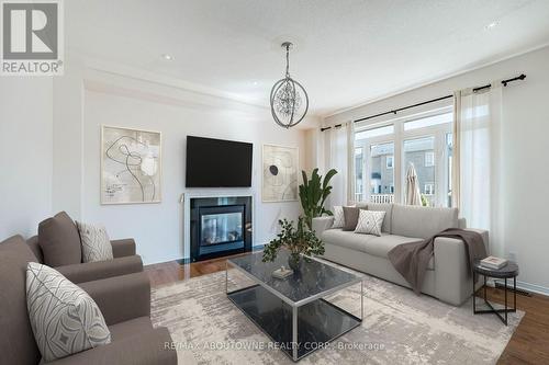 3228 Tacc Drive, Mississauga, ON - Indoor Photo Showing Living Room With Fireplace