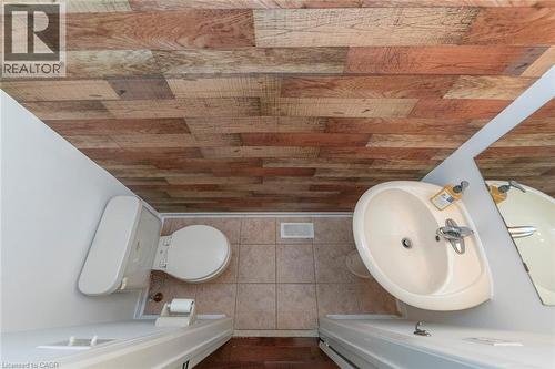 Bathroom with a sink and toilet - 5811 Page Crescent, Burlington, ON - Indoor Photo Showing Bathroom