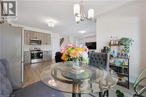 40 Moon Crescent, Cambridge, ON - Indoor Photo Showing Dining Room