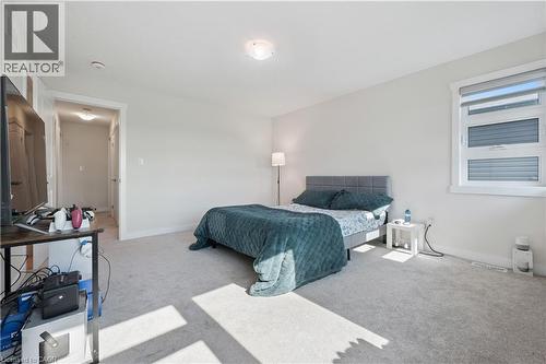 40 Moon Crescent, Cambridge, ON - Indoor Photo Showing Bedroom