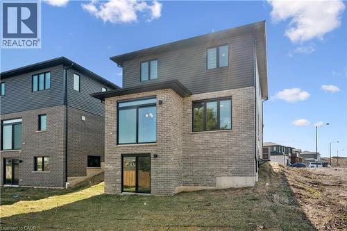 40 Moon Crescent, Cambridge, ON - Outdoor With Exterior