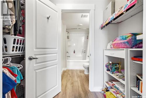 120 5301 Universal Crescent, Regina, SK 