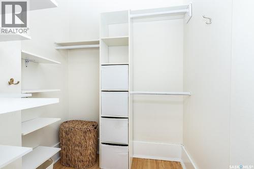 625 4Th Avenue N, Saskatoon, SK - Indoor