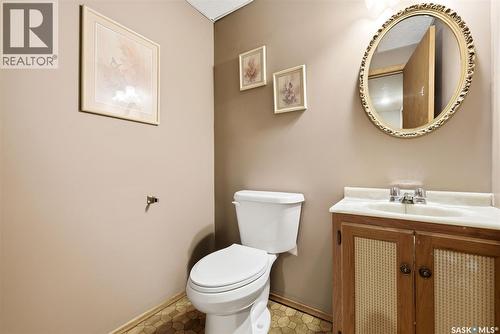 2102 Cunning Crescent, Regina, SK 