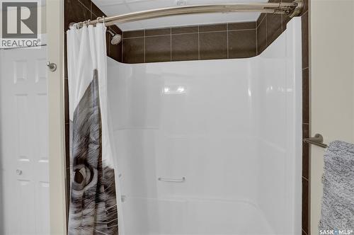 262 Blue Sage Drive, Moose Jaw, SK - Indoor Photo Showing Bathroom