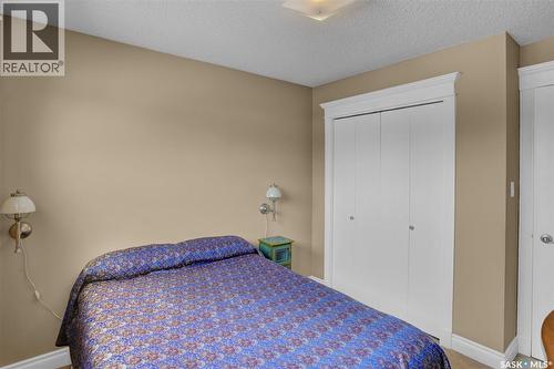 102 Daisy Crescent, Moose Jaw, SK - Indoor Photo Showing Bedroom