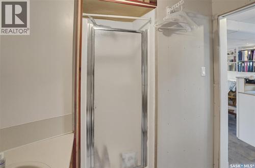 102 Daisy Crescent, Moose Jaw, SK - Indoor Photo Showing Bathroom