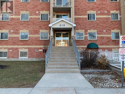 213 - 310 KINGSDALE AVENUE  Kingston (East Gardiners Rd), ON K7M 8S1