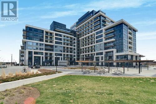 318 - 3200 WILLIAM COLTSON AVENUE  Oakville, ON L6H 7W8