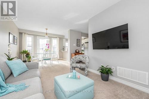 1891 Maple Grove Road, Ottawa, ON - Indoor Photo Showing Living Room