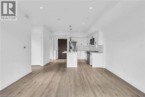 16 Markle Crescent Unit# 508, Ancaster, ON - Indoor Photo Showing Kitchen