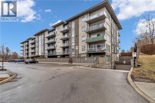 16 Markle Crescent Unit# 508, Ancaster, ON - Outdoor With Balcony With Facade