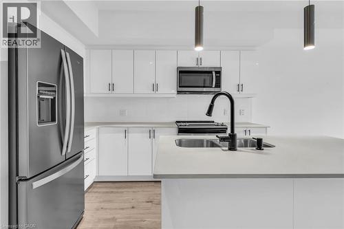 16 Markle Crescent Unit# 508, Ancaster, ON - Indoor Photo Showing Kitchen With Stainless Steel Kitchen With Upgraded Kitchen