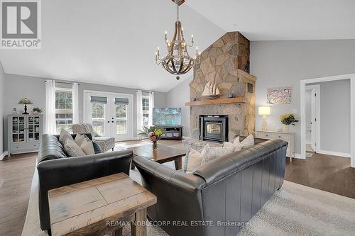 793073 3Rd Line, Mono, ON - Indoor Photo Showing Living Room With Fireplace