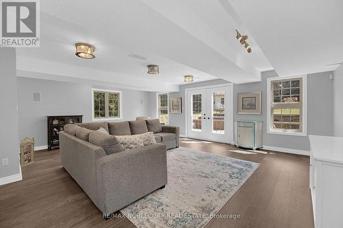793073 3Rd Line, Mono, ON - Indoor Photo Showing Living Room