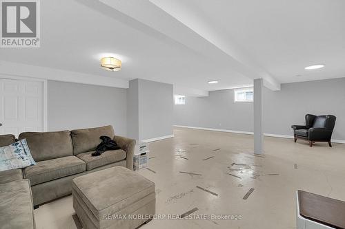 793073 3Rd Line, Mono, ON - Indoor