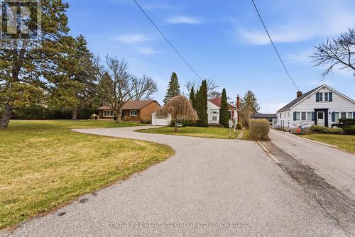 1033 King Street E, Oshawa (Donevan), ON - Outdoor With Facade