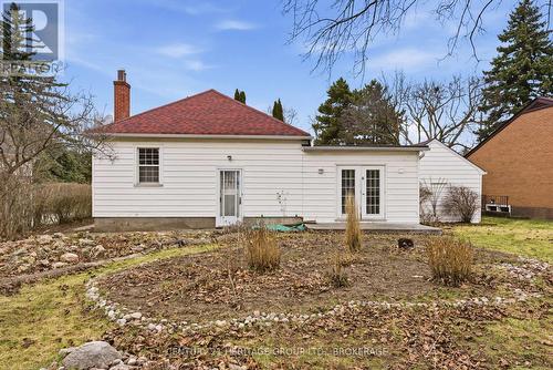 1033 King Street E, Oshawa (Donevan), ON - Outdoor