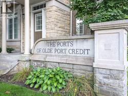 50 ROSEWOOD AVENUE  Mississauga, ON L5G 4W3