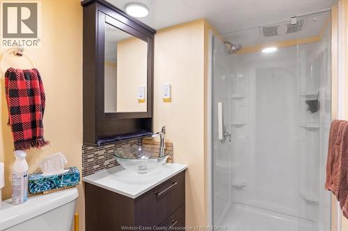 2979 Orion, Windsor, ON - Indoor Photo Showing Bathroom