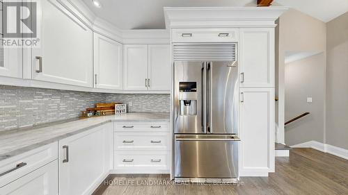 1549 Elite Road, Mississauga, ON - Indoor Photo Showing Kitchen