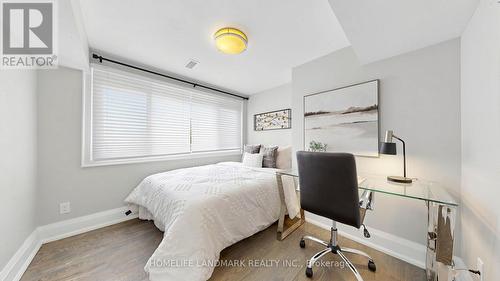 1549 Elite Road, Mississauga, ON - Indoor Photo Showing Bedroom