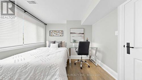1549 Elite Road, Mississauga, ON - Indoor Photo Showing Bedroom