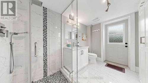 1549 Elite Road, Mississauga, ON - Indoor Photo Showing Bathroom