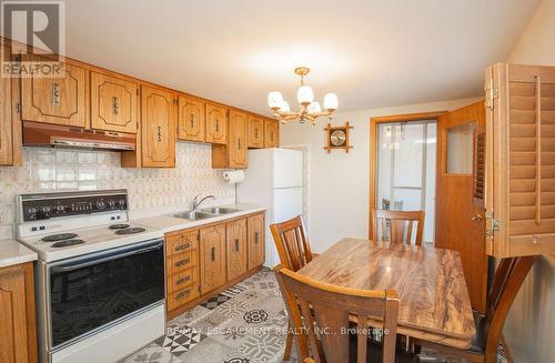 91 Pearl Street N, Hamilton, ON - Indoor Photo Showing Kitchen With Double Sink