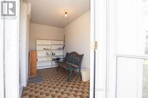 91 Pearl Street N, Hamilton, ON - Indoor Photo Showing Other Room