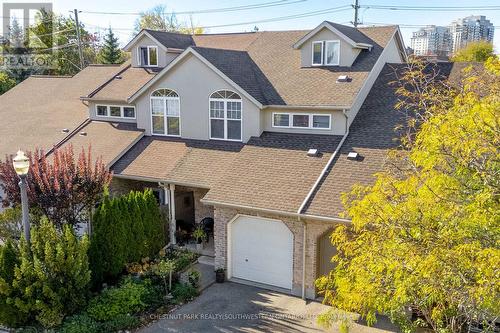 36 FULLERTON STREET  Waterloo, ON N2L 6L4