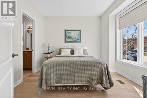 68 Galloway Trail, Welland, ON - Indoor Photo Showing Bedroom