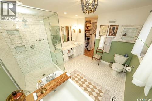 715 Emerald Bay, Saskatoon, SK - Indoor Photo Showing Bathroom