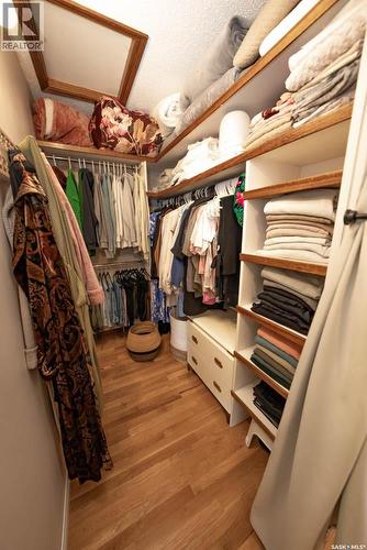 715 Emerald Bay, Saskatoon, SK - Indoor With Storage