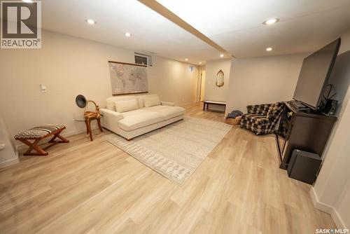 715 Emerald Bay, Saskatoon, SK - Indoor