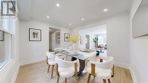 20573 Yonge Street, East Gwillimbury, ON - Indoor Photo Showing Dining Room