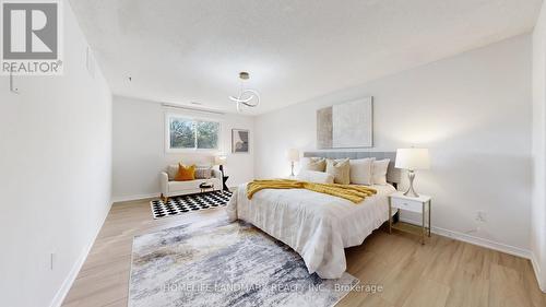 20573 Yonge Street, East Gwillimbury, ON - Indoor Photo Showing Bedroom