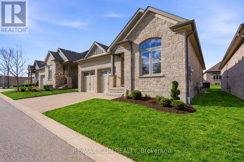 26 - 725 Eagletrace Drive, London North (North R), ON 