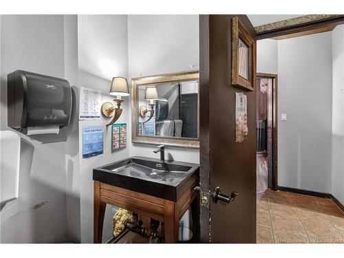 366 Queen St, Fredericton, NB 