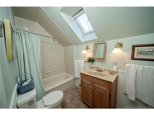 225 York St, Fredericton, NB 