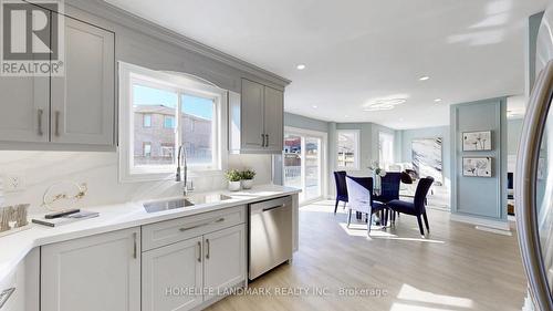 75 Ambler Bay, Barrie, ON - Indoor Photo Showing Other Room