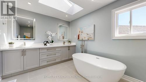 75 Ambler Bay, Barrie, ON - Indoor Photo Showing Bathroom